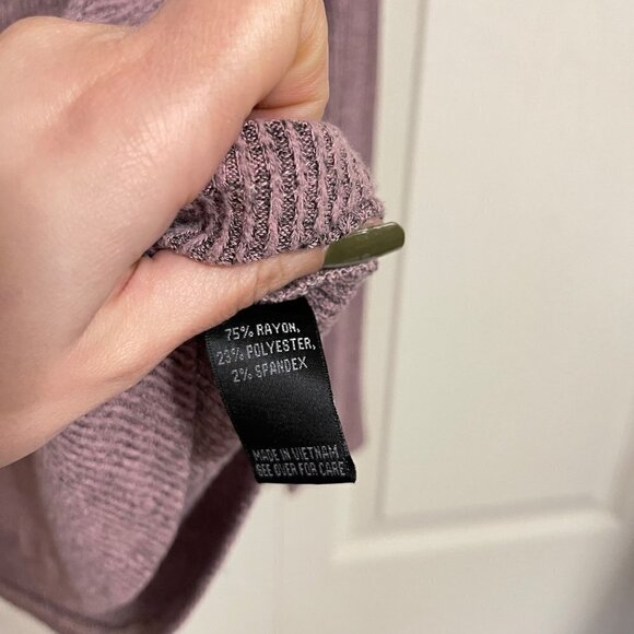 AGB Women's Purple Cowlneck Ribbed Long Sleeve High Low Sweater Size Large - Picture 6 of 7